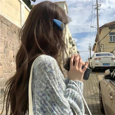 不装了,我比英雄还强